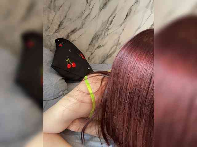 misssurprizisss Live Webcam on BongaCams