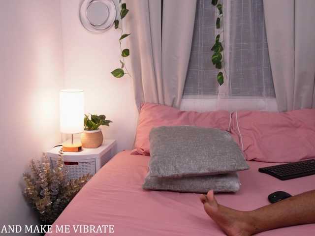 ShopiaTony1's BongaCams show and profile