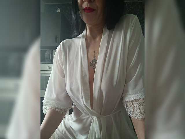 Natdance's BongaCams show and profile