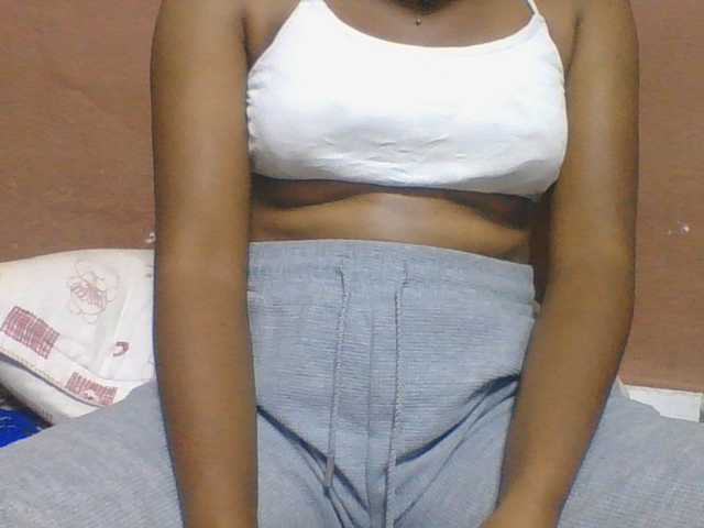 Olga34 live cam on BongaCams