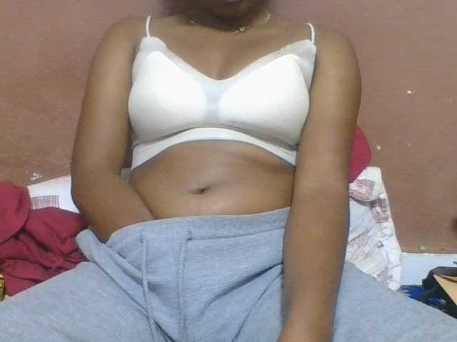 Olga34 live cam on BongaCams