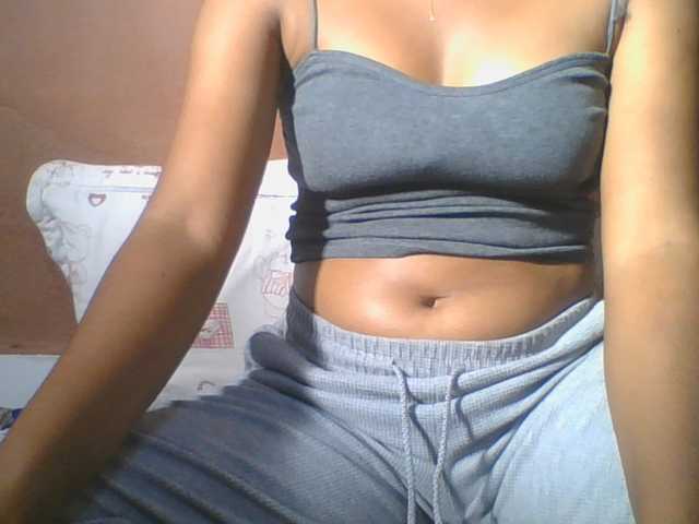 Olga34 live cam on BongaCams
