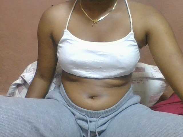Olga34 live cam on BongaCams