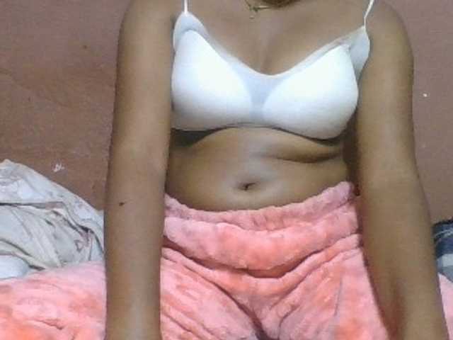 Olga34 live cam on BongaCams