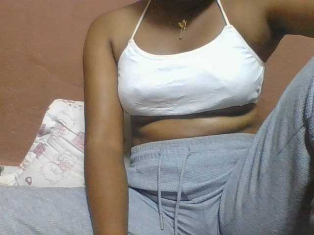 Olga34 live cam on BongaCams
