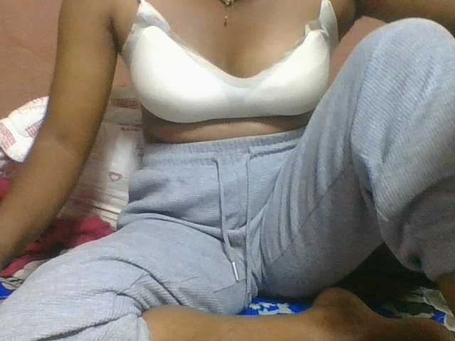 Olga34 live cam on BongaCams