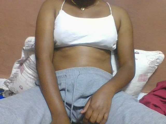 Olga34 live cam on BongaCams