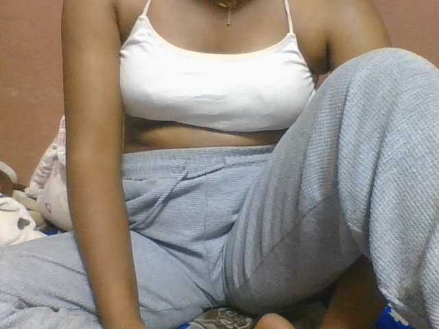 Olga34 live cam on BongaCams