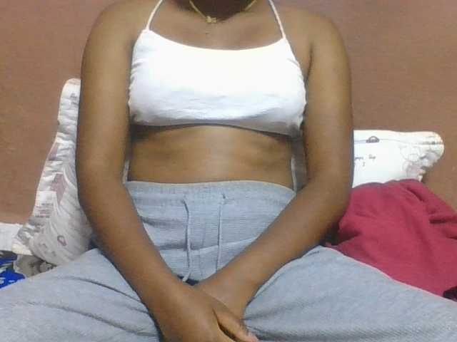 Olga34 live cam on BongaCams