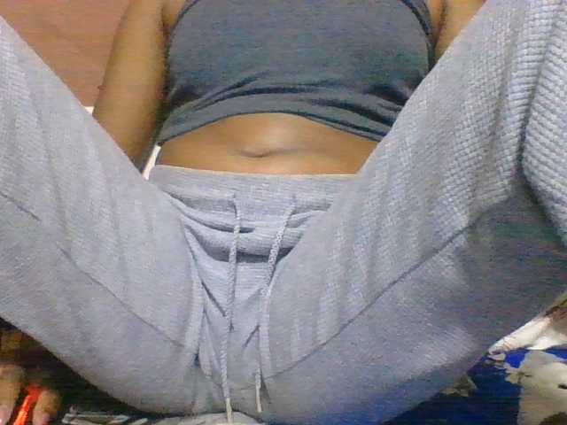 Olga34 live cam on BongaCams