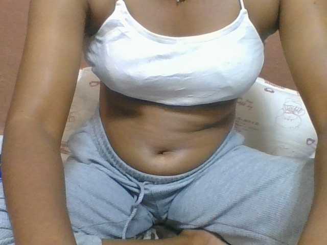 Olga34 live cam on BongaCams