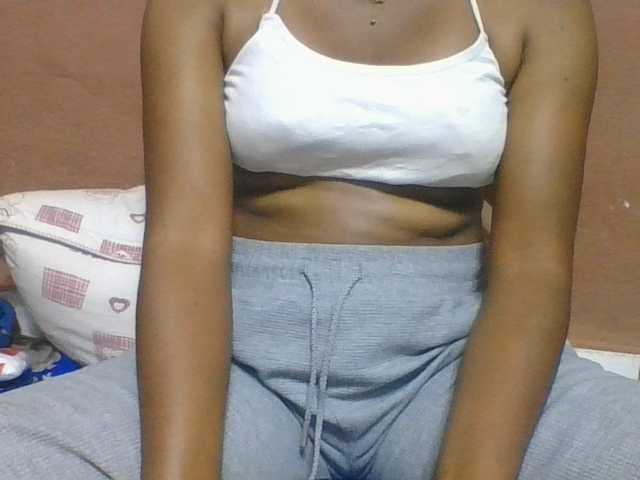 Olga34 live cam on BongaCams