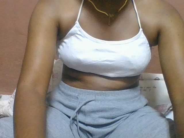 Olga34 live cam on BongaCams