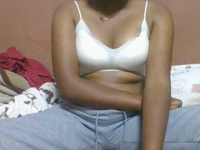 Olga34 live cam on BongaCams