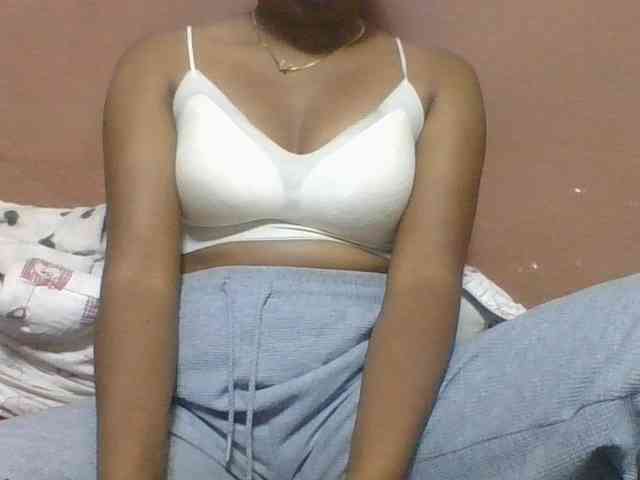 Olga34 webcam