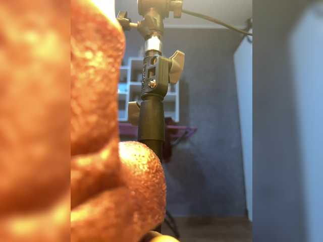 Milkkksheik-981 live cam on BongaCams