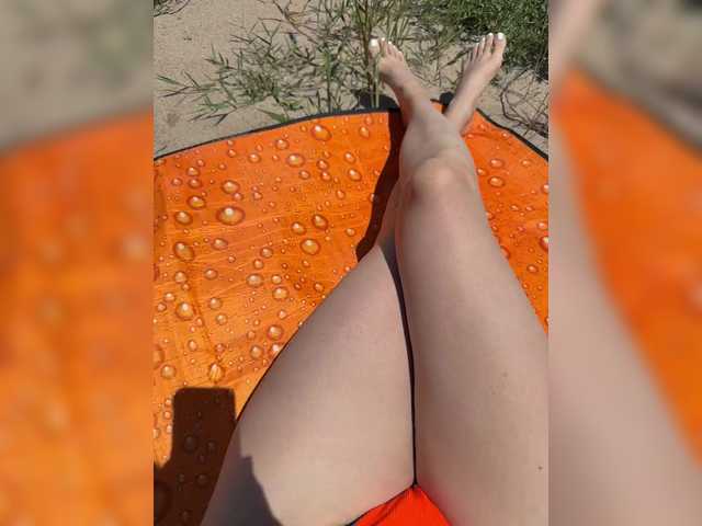 Milkkksheik-981 live cam on BongaCams