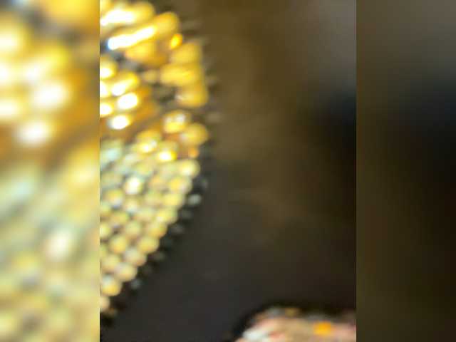 Milkkksheik-981 live cam on BongaCams