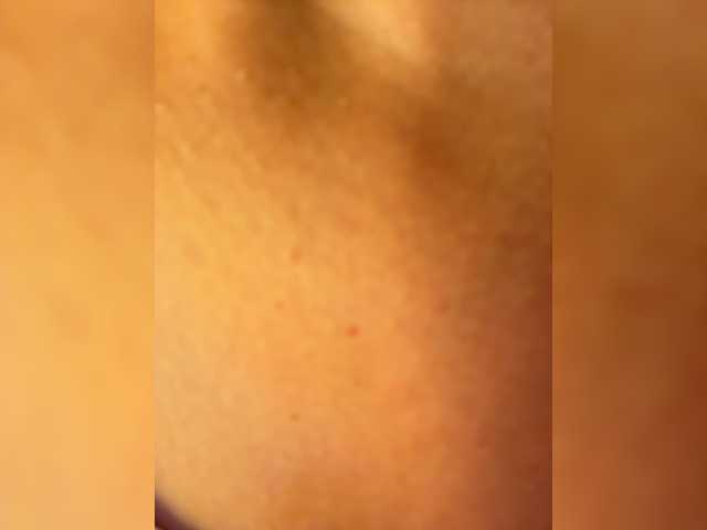 Milkkksheik-981 live cam on BongaCams