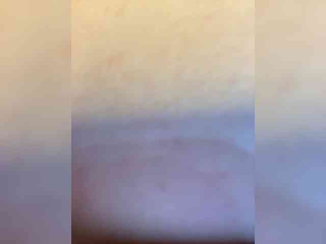 Milkkksheik-981 webcam