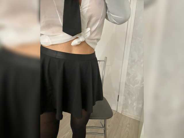 Mini-mi live cam on BongaCams