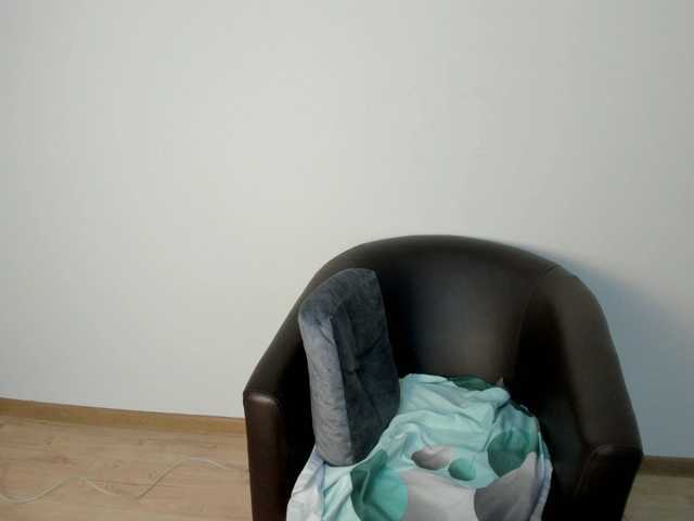 le modèle NicoleKateee est en webcam porno dans un show sur le site bongacams, il possède les tags suivants: White/Caucasian,Brunette,Trimmed