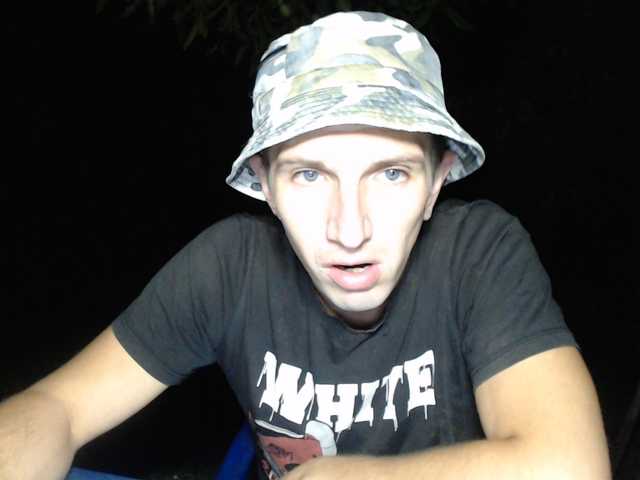 go to chat with Alexilon