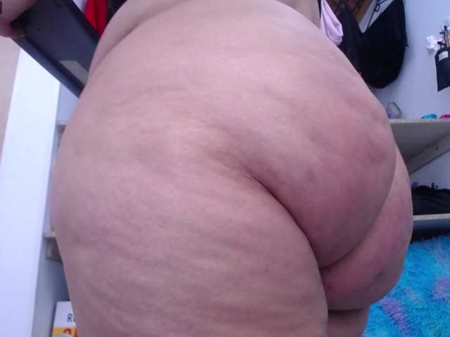 scarlett-bigass