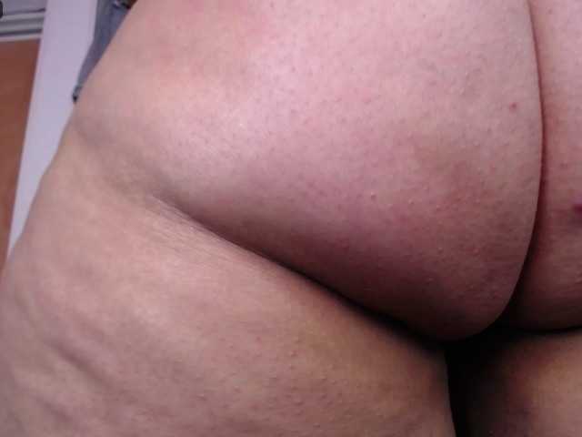 scarlett-bigass