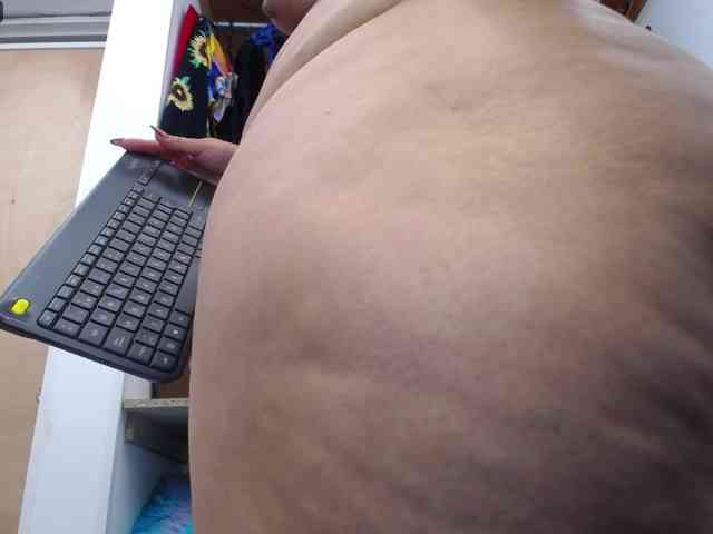 scarlett-bigass webcam