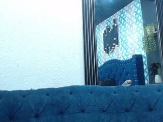 catalella-latina Porn Show