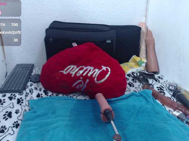 catalella-latina live cam on BongaCams