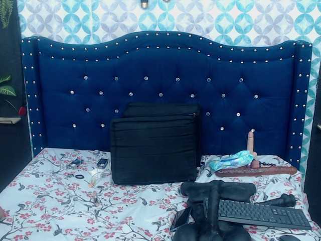 catalella-latina live cam on BongaCams