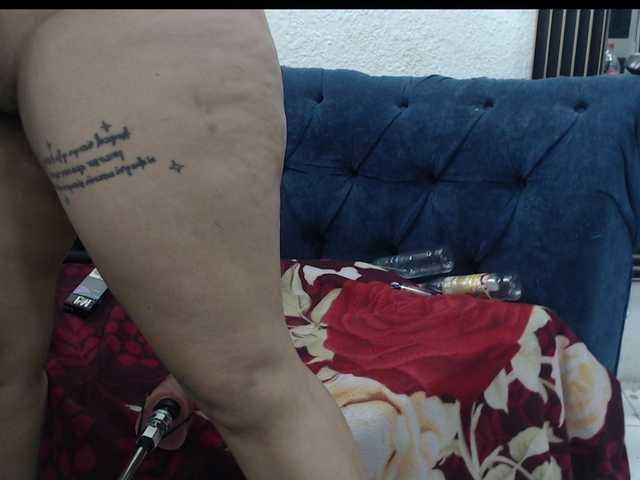 catalella-latina live cam on BongaCams