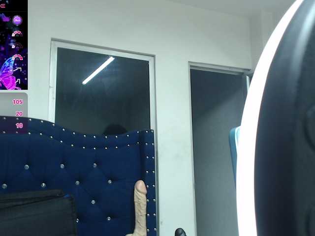 catalella-latina live cam on BongaCams