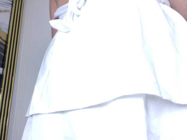 Kazsandra — live female cam