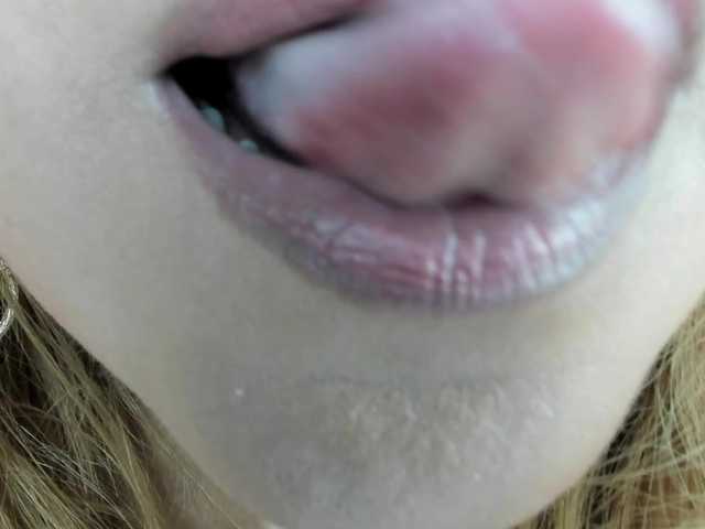 Kazsandra live webcam show