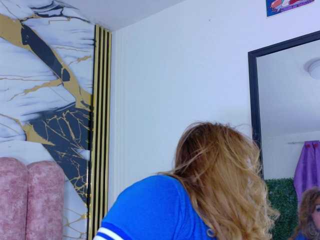 Kazsandra live cam on BongaCams