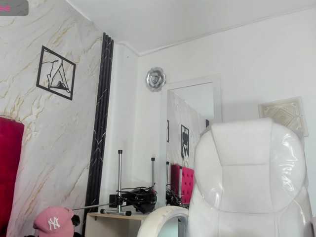 Kazsandra webcam