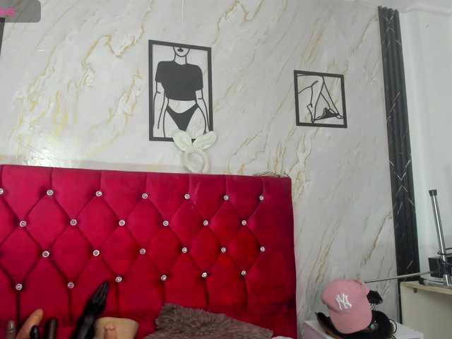 Kazsandra live cam