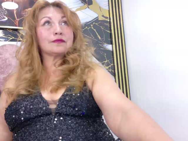 Kazsandra live cam on BongaCams