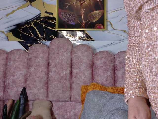 Kazsandra — live female cam