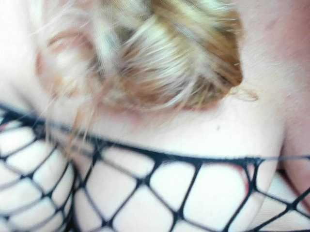 Kazsandra live cam on BongaCams
