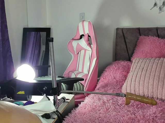 Kazsandra live cam on BongaCams