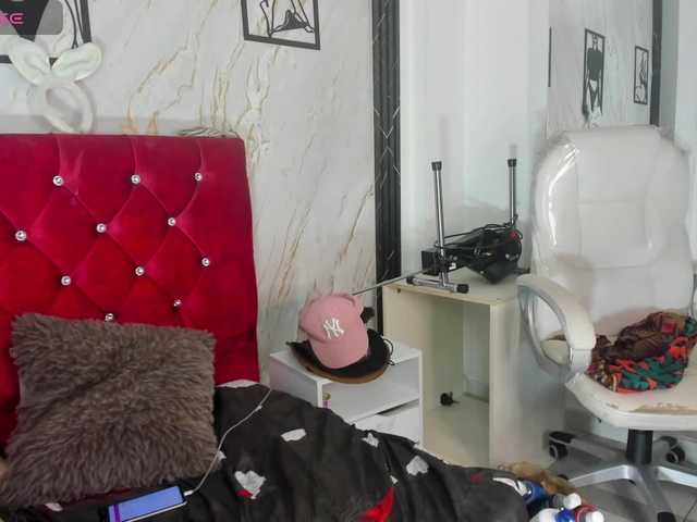 Kazsandra live cam on BongaCams