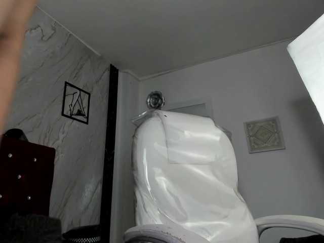Kazsandra live webcam show