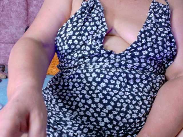 Kazsandra live cam on BongaCams