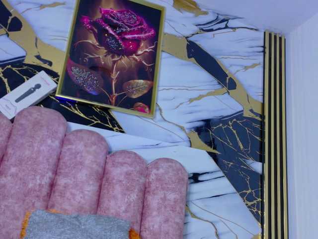 Kazsandra live cam on BongaCams