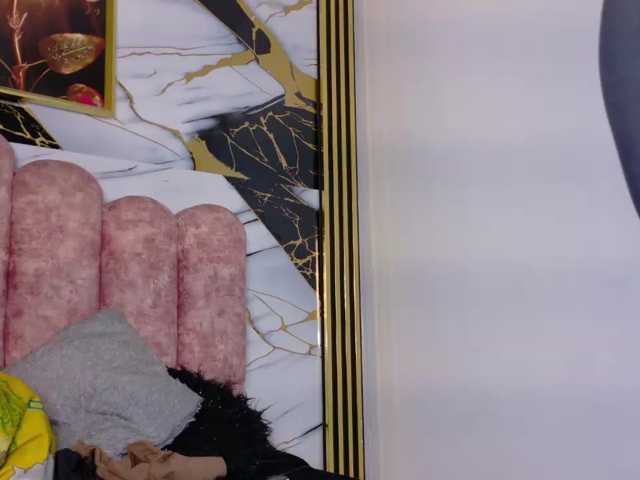 Kazsandra live cam on BongaCams