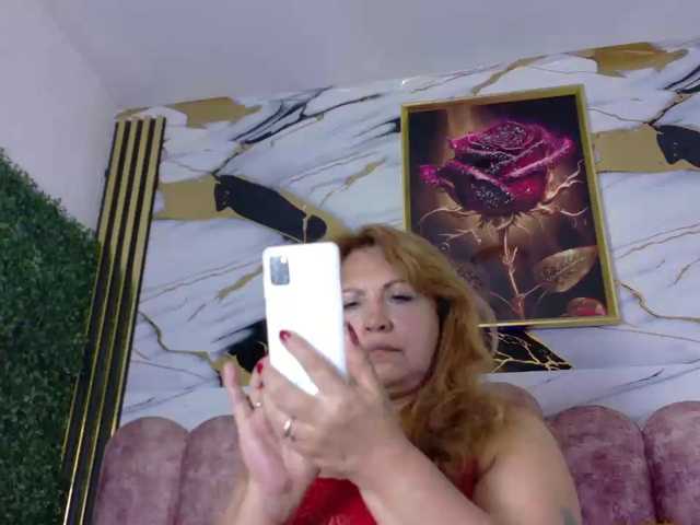 Kazsandra live cam on BongaCams